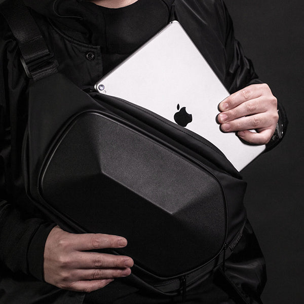 TAJEZZO P11 Scutum Umhängetasche