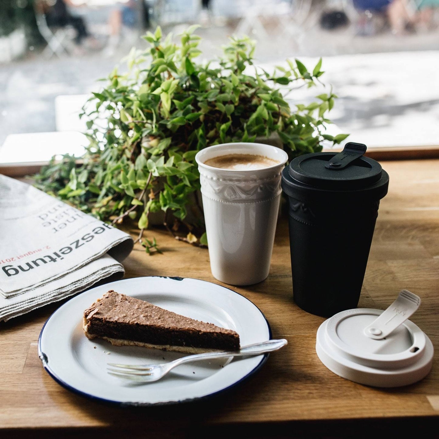 KPM Coffee To-go Becher, KURLAND, Weiss